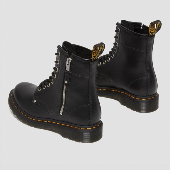 Dr. Martens WOMEN'S DOUBLE ZIP LEATHER LACE UP BOOTS - Picture 7 of 7